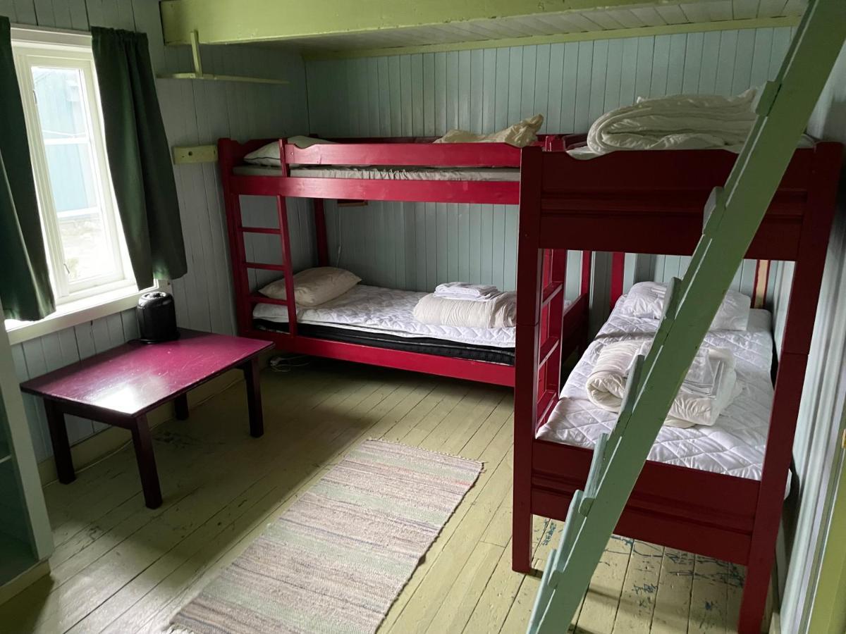 Kraemmervika Rorbuer - Rustic Cabins In Lofoten Ballstad Bagian luar foto