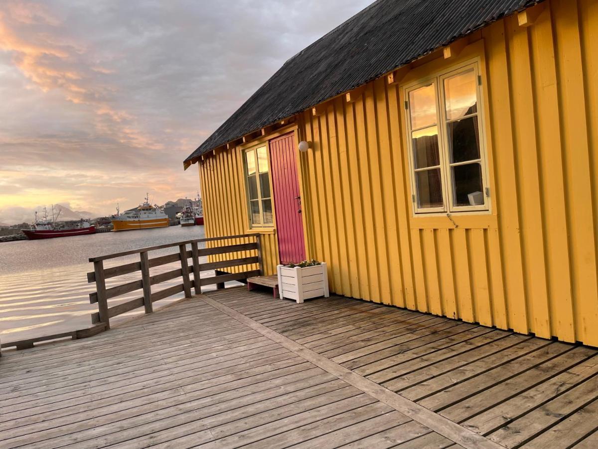 Kraemmervika Rorbuer - Rustic Cabins In Lofoten Ballstad Bagian luar foto