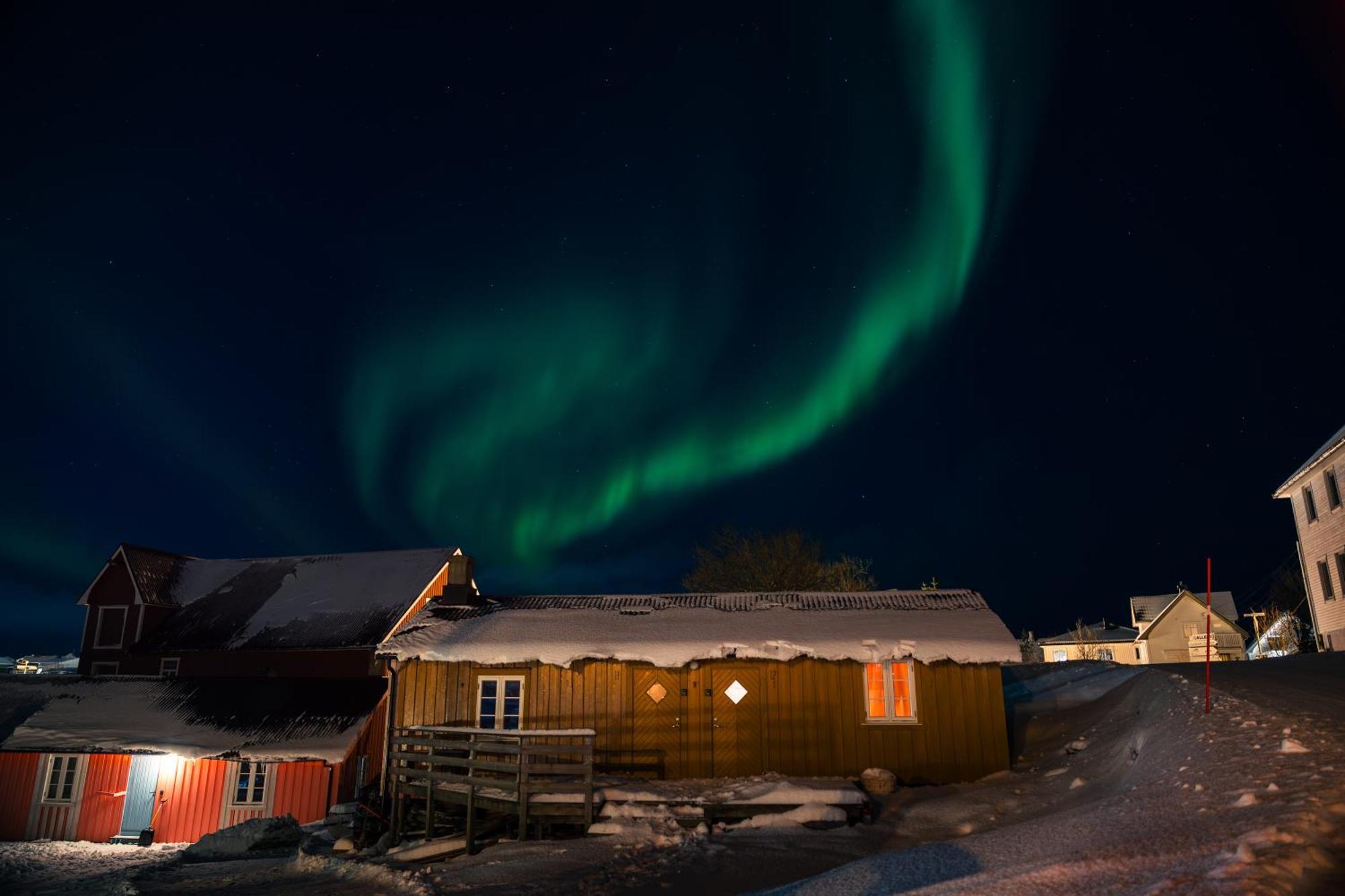 Kraemmervika Rorbuer - Rustic Cabins In Lofoten Ballstad Bagian luar foto