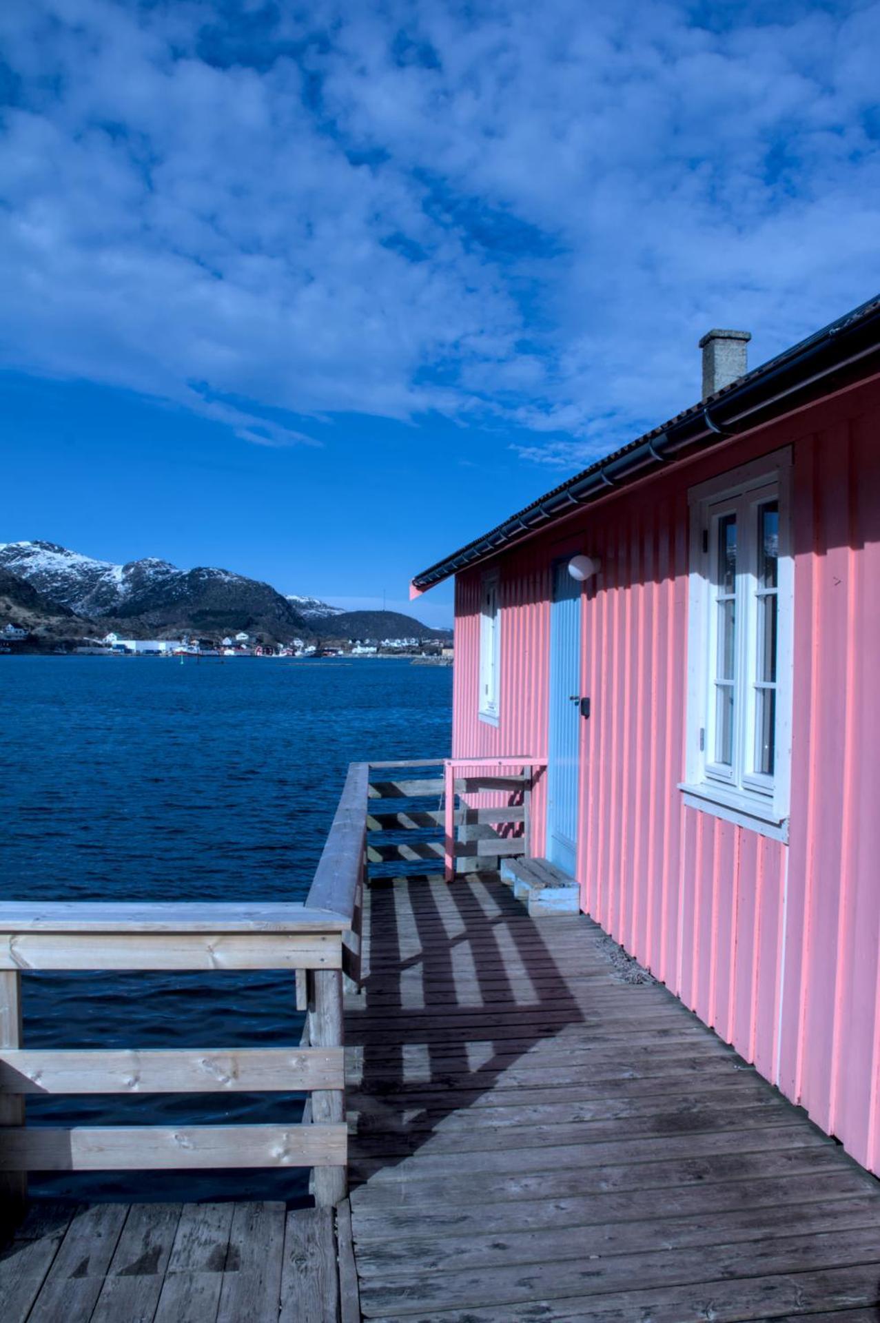 Kraemmervika Rorbuer - Rustic Cabins In Lofoten Ballstad Bagian luar foto